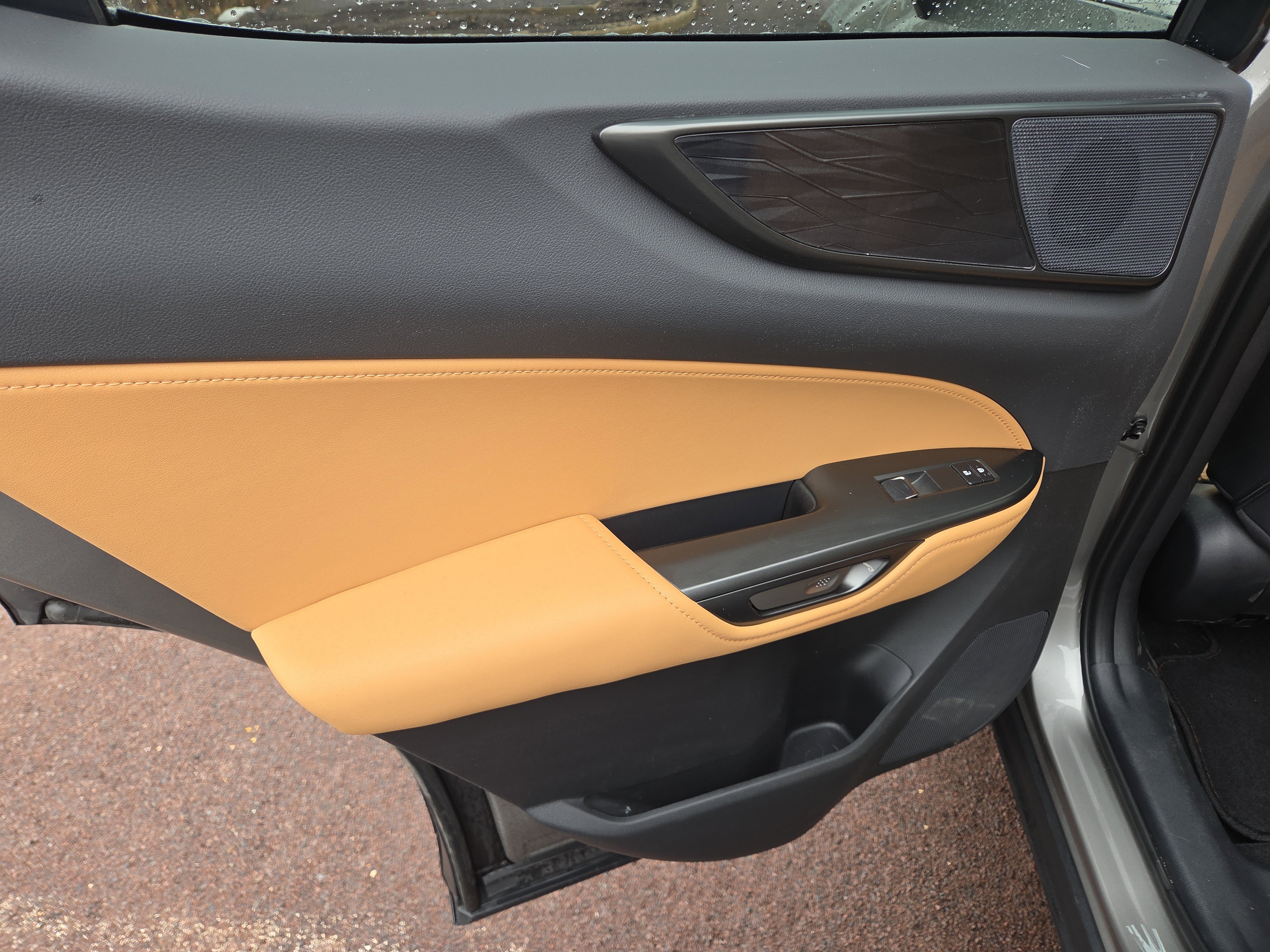 Certified 2025 Lexus NX 350 AWD w/ Accessory Package (2T) image 21