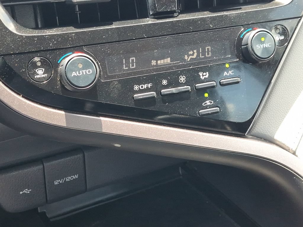 Used 2024 Toyota Camry LE w/ Convenience Package FWD image 20