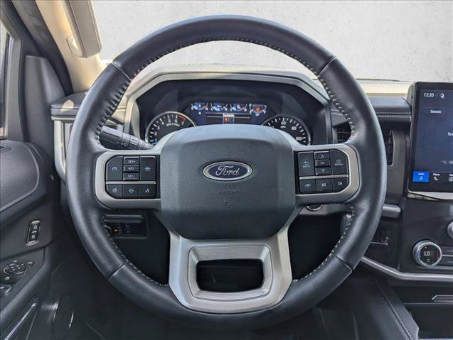 Used 2023 Ford Expedition XLT RWD image 15