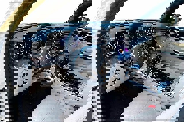 New 2026 Mercedes-Benz C 300 4MATIC Sedan image 8