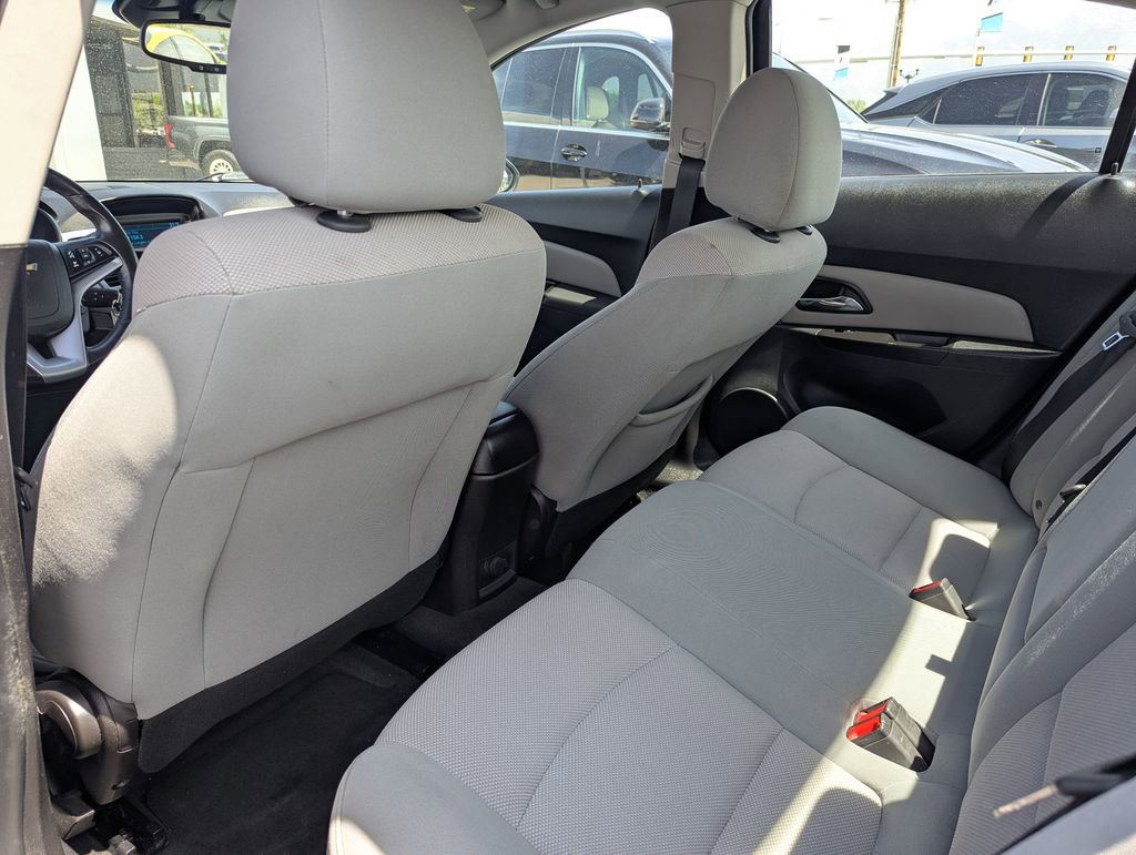 Used 2014 Chevrolet Cruze LT FWD image 28