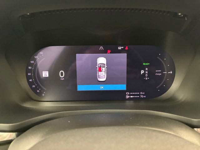 Used 2023 Volvo S60 T8 Plus image 25