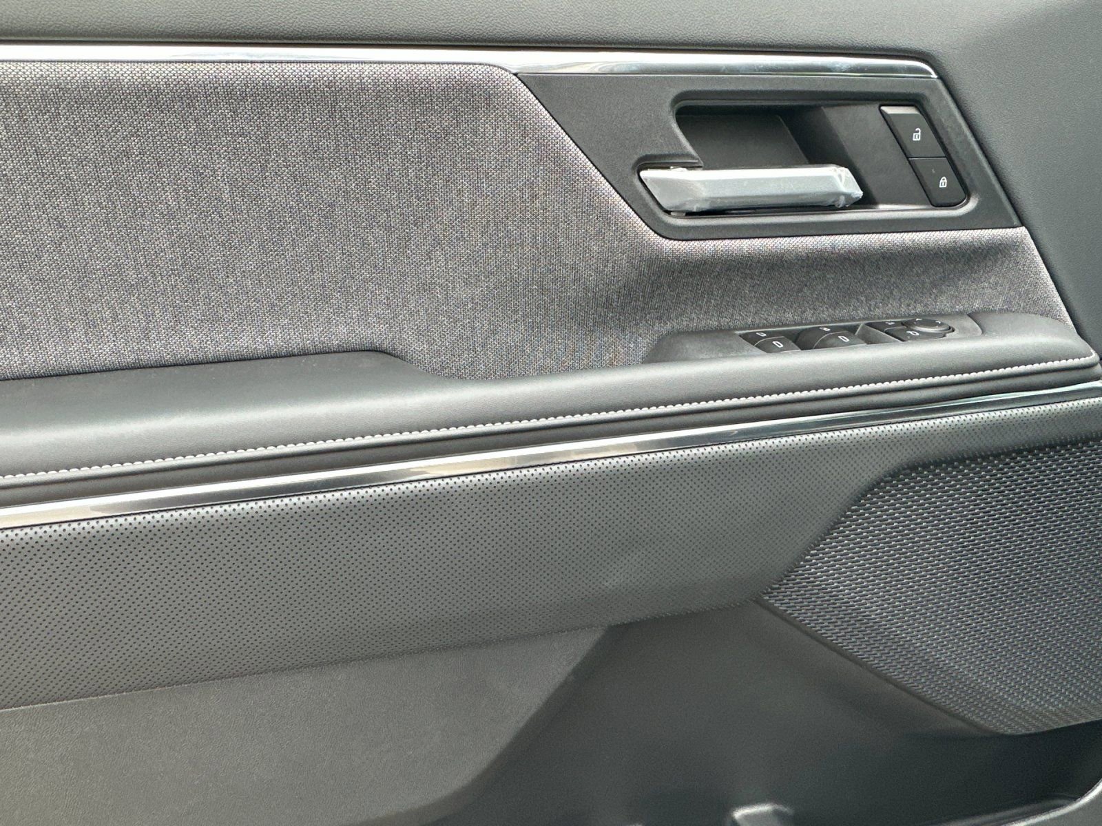 New 2026 GMC Sierra EV Elevation image 11