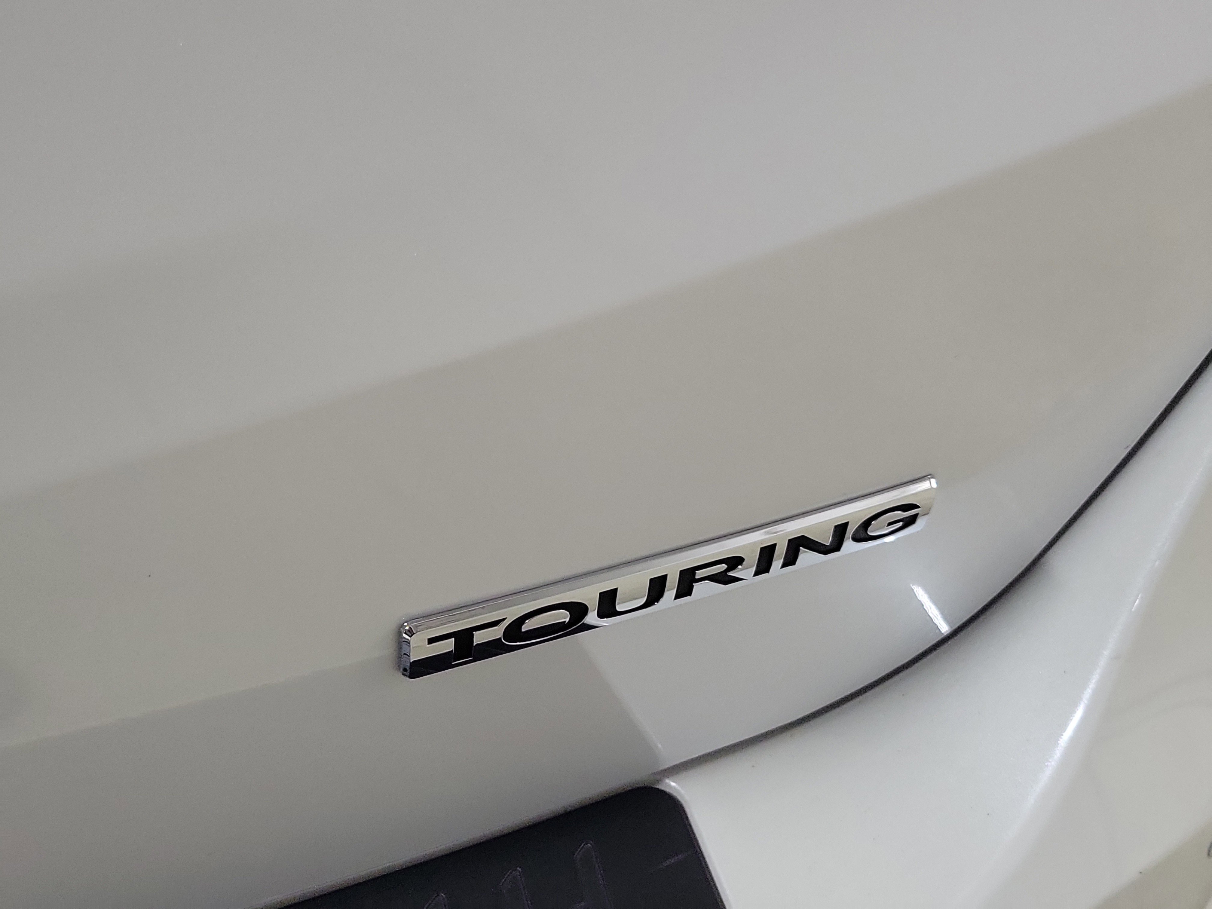 Certified 2025 Honda Odyssey Touring image 8