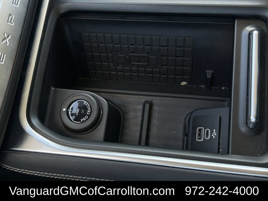 Used 2025 Ford Expedition Max Platinum AWD/4WD image 23
