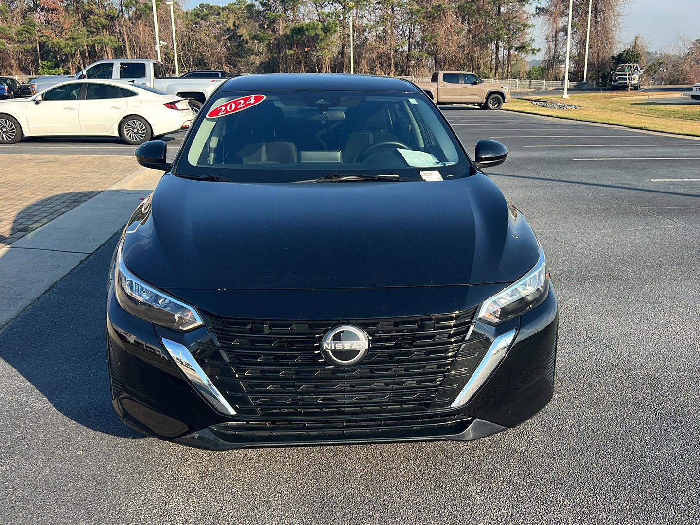 Used 2024 Nissan Sentra SV image 9