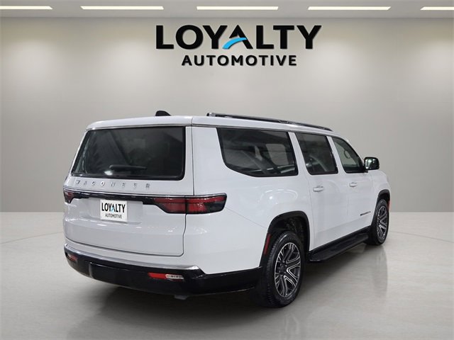 Used 2025 Jeep Wagoneer L Series II w/ 8-pass Seating Package image 5