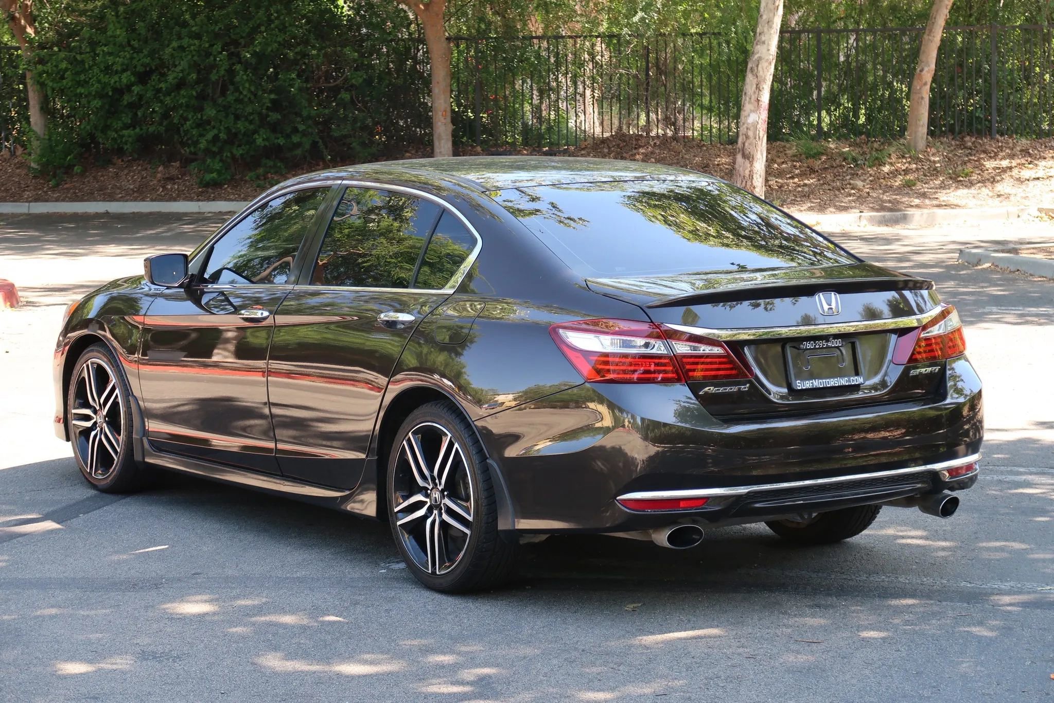 Used 2016 Honda Accord Sport image 6