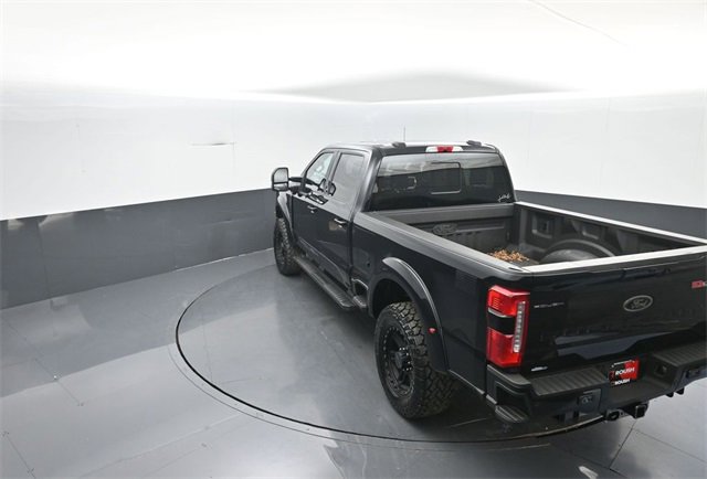 New 2026 Ford F250 Lariat w/ Black Appearance Package image 24