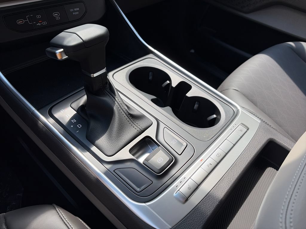 New 2027 Kia Carnival FWD image 22