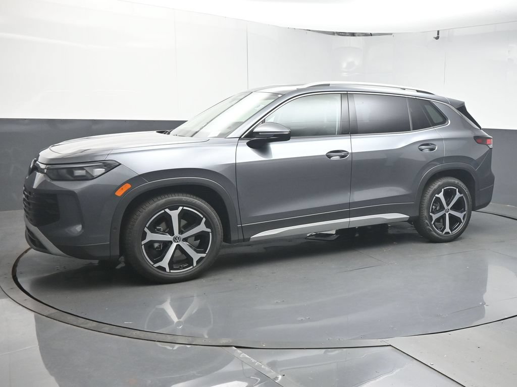 New 2026 Volkswagen Tiguan SE FWD image 4
