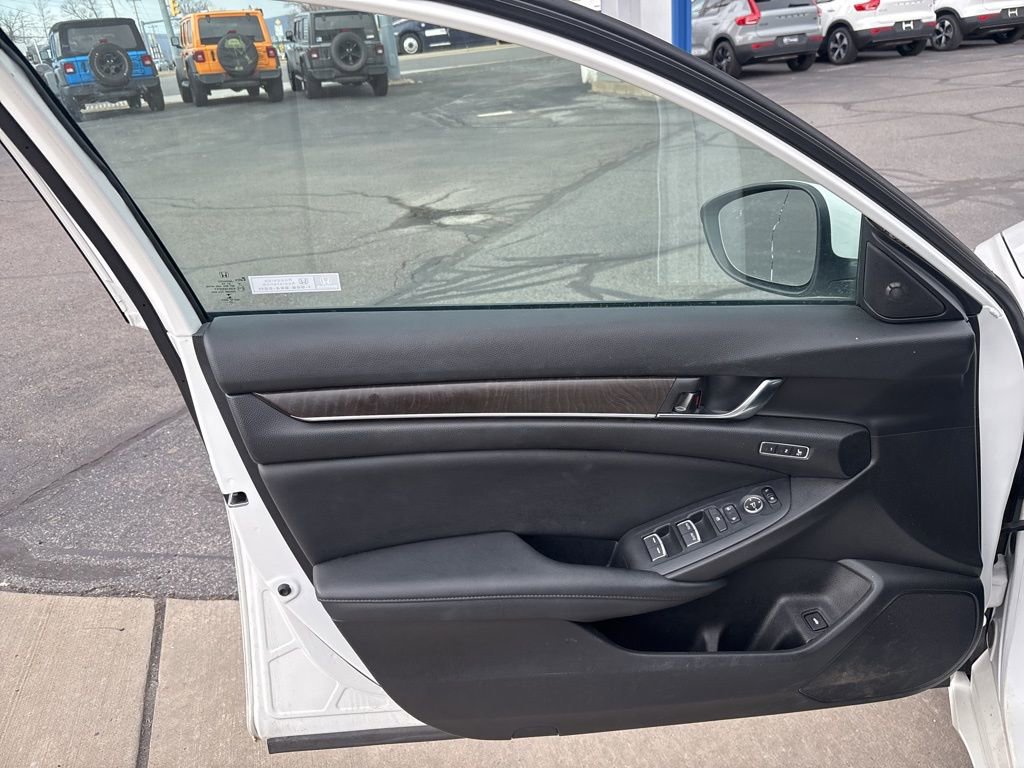 Used 2020 Honda Accord EX-L image 15