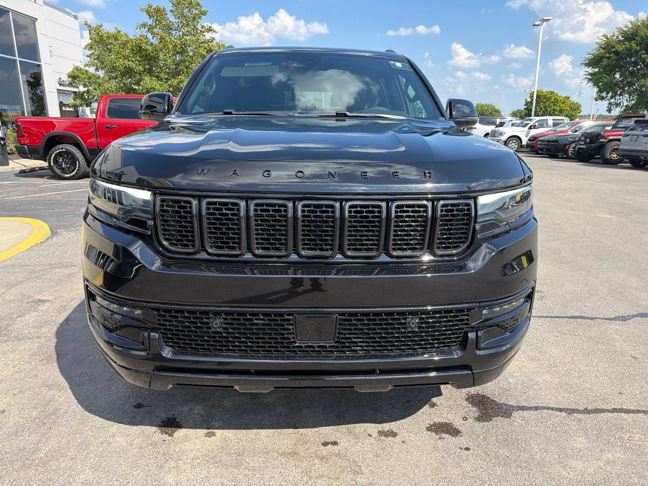 Certified 2024 Jeep Wagoneer Series II AWD/4WD image 2