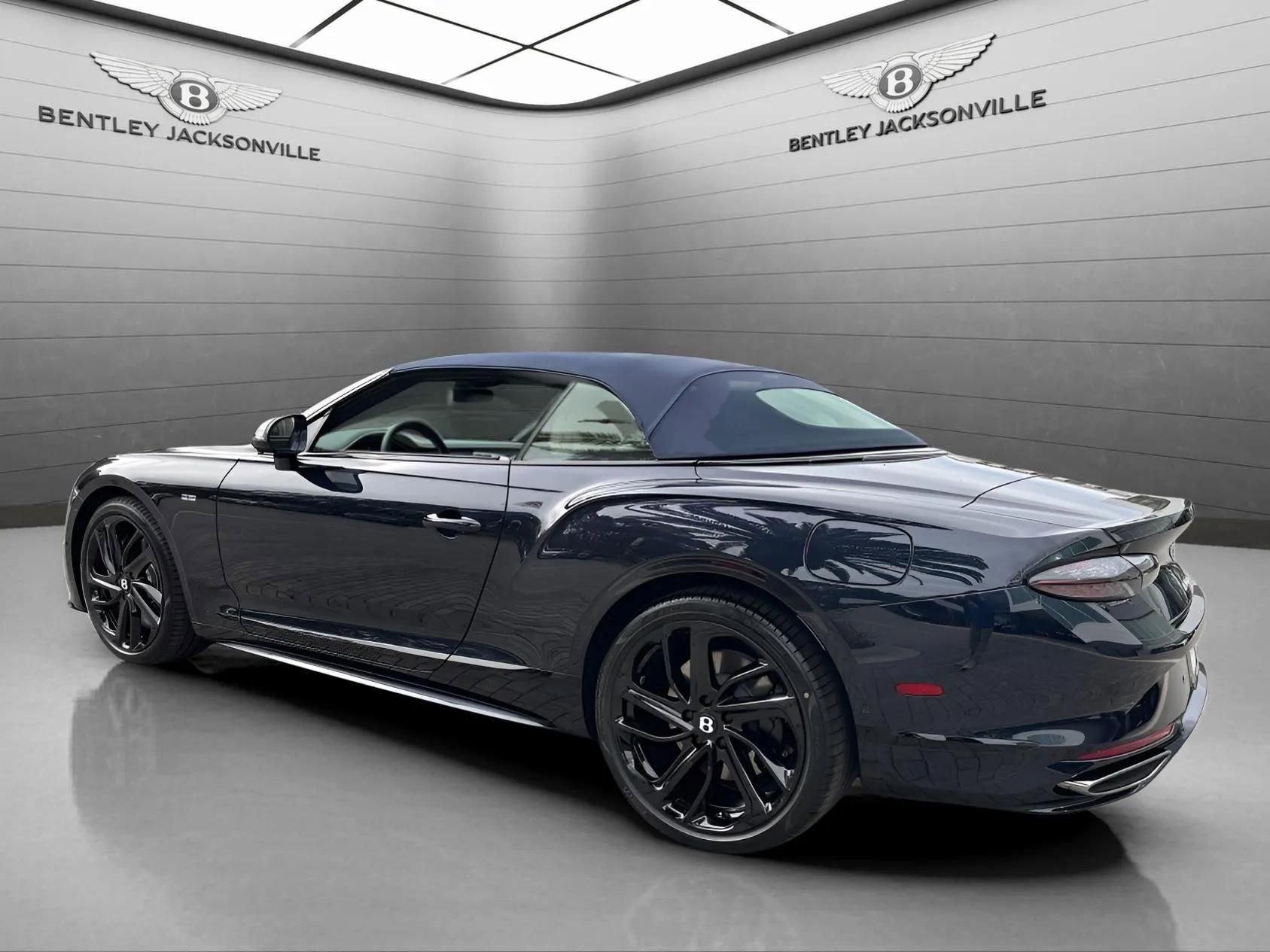 New 2025 Bentley Continental GT Speed image 28