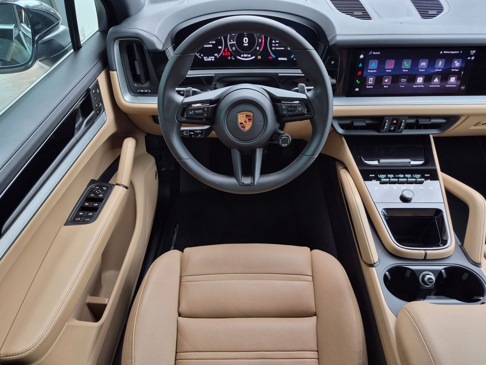 Certified 2026 Porsche Cayenne AWD/4WD image 15