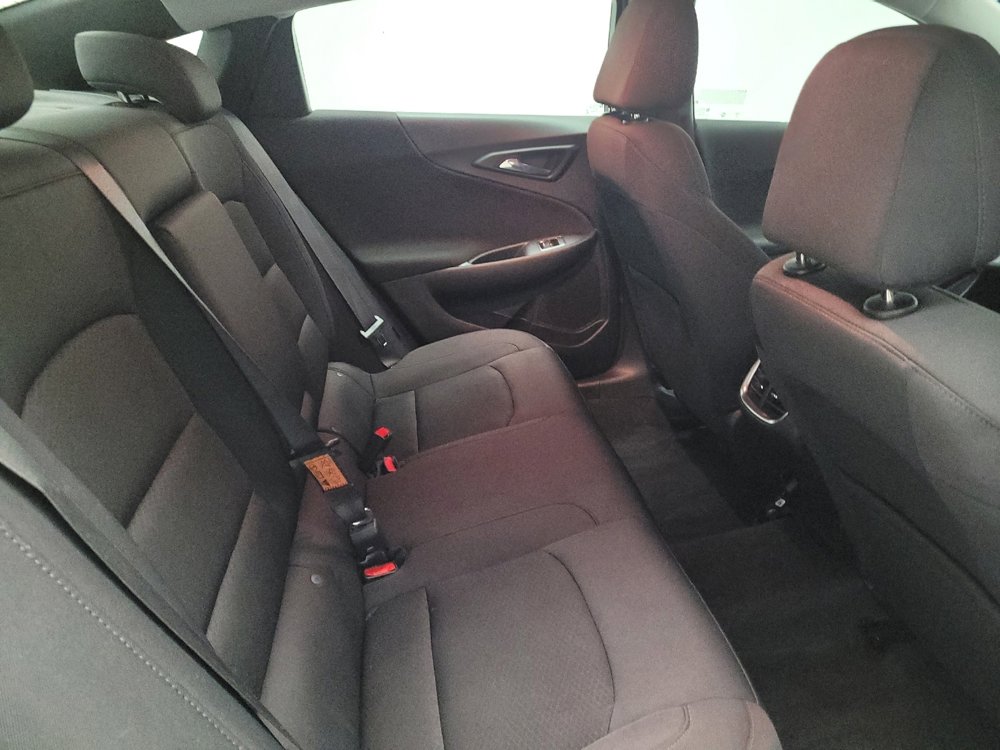 Used 2022 Chevrolet Malibu LT FWD image 19