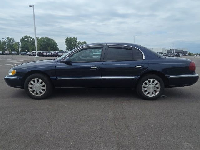 Used 2002 Lincoln Continental FWD image 12