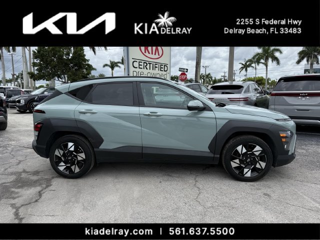 Used 2024 Hyundai Kona SEL FWD image 2