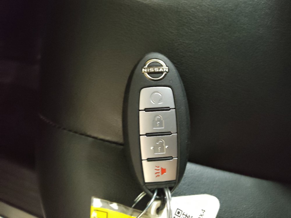 Used 2023 Nissan Murano SV image 32