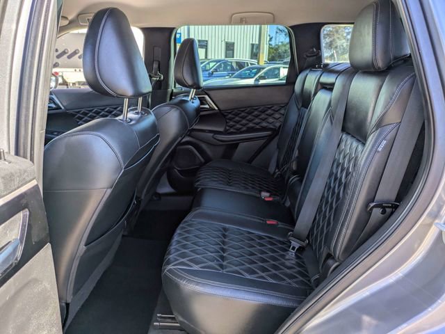 Used 2022 Mitsubishi Outlander SEL image 15