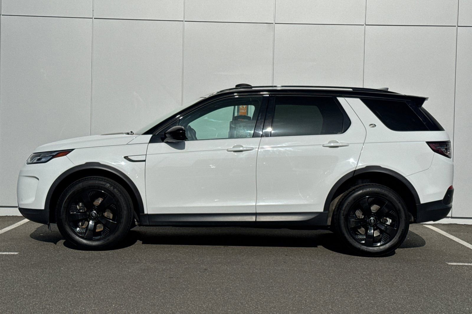 Used 2023 Land Rover Discovery Sport S AWD/4WD image 2