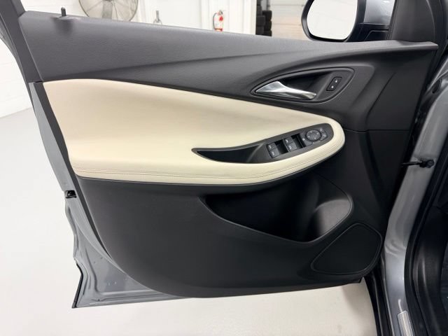 Certified 2023 Buick Encore GX Preferred w/ Cold Weather Comfort Package FWD image 17