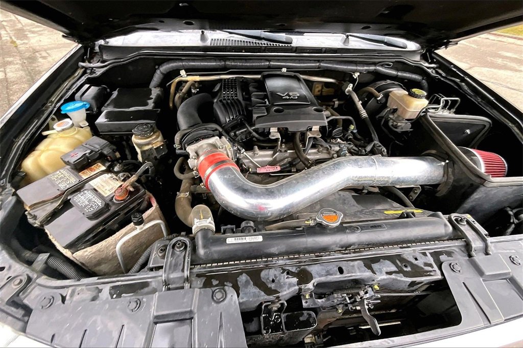 Used 2015 Nissan Frontier SV image 9