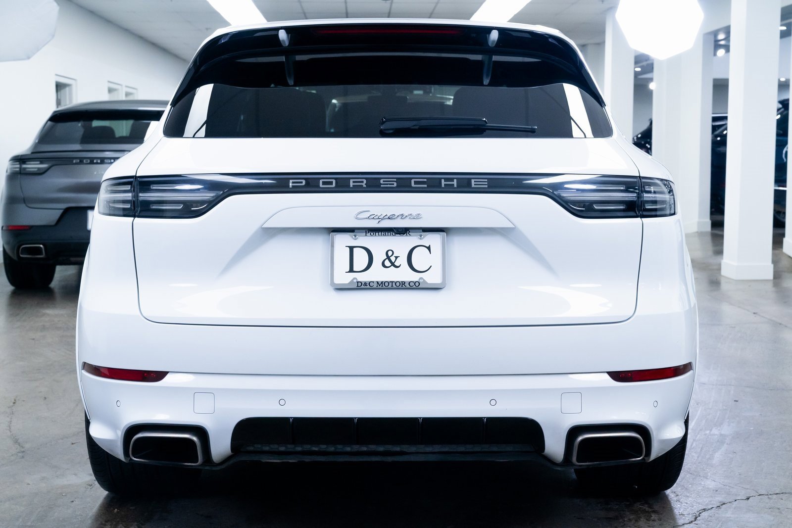 Used 2022 Porsche Cayenne Base w/ Premium Package image 5