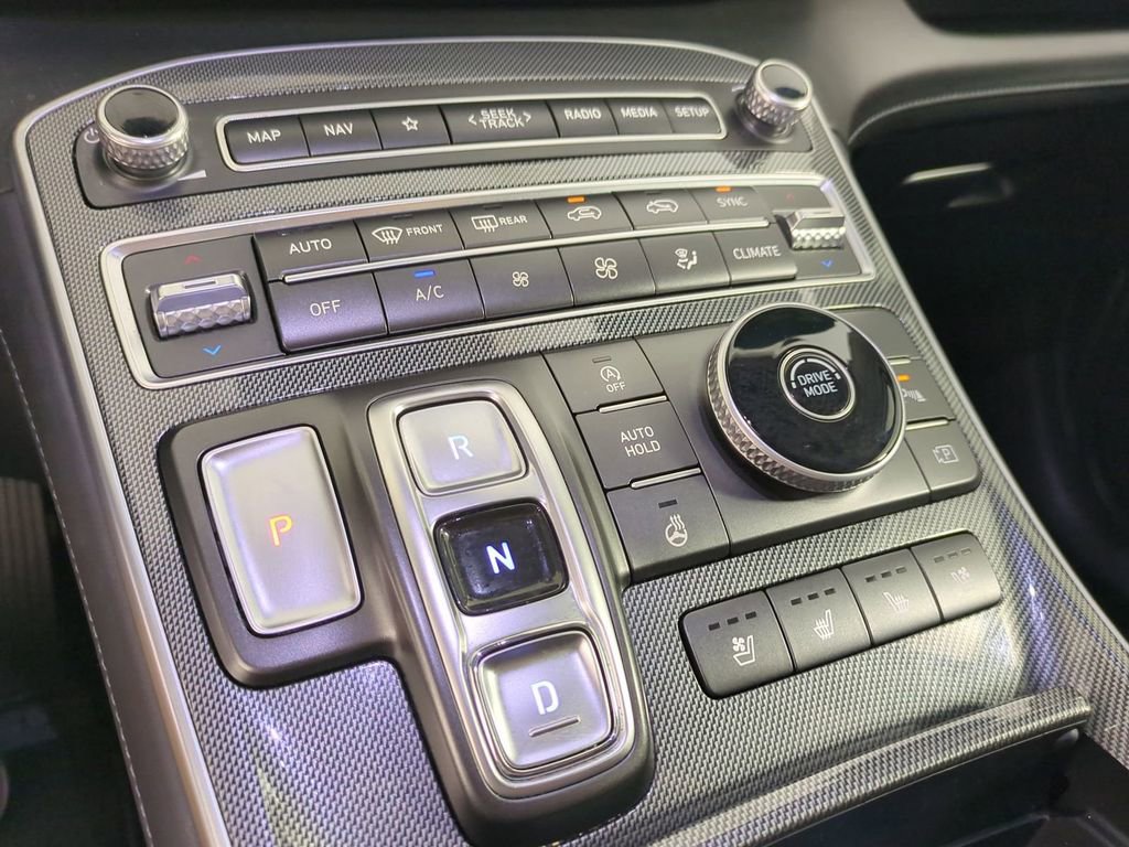 Certified 2023 Hyundai Santa Fe Limited image 22