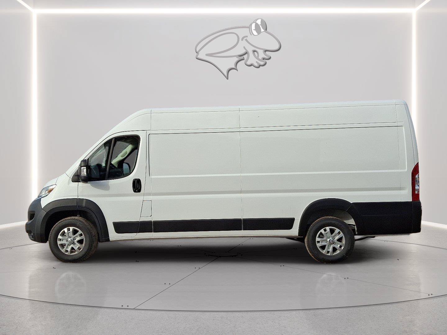 New 2024 RAM ProMaster 3500 w/ Quick Order Package 22G SLT FWD image 2