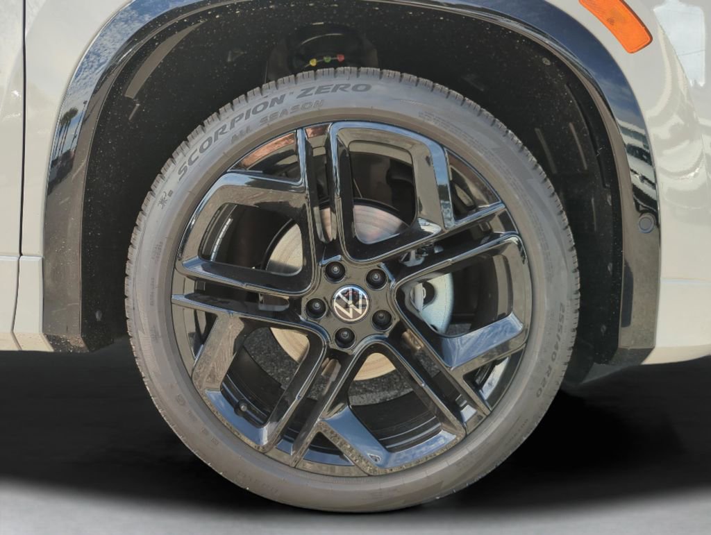 New 2026 Volkswagen Tiguan SE R-Line image 46