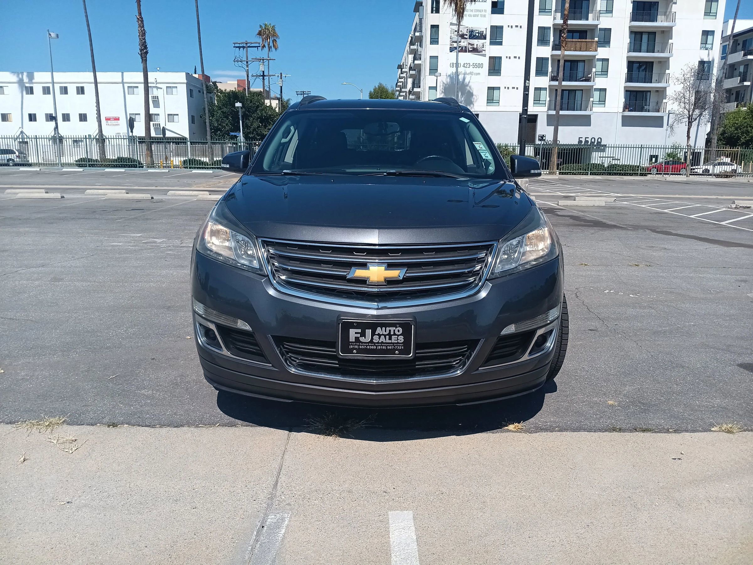 Used 2014 Chevrolet Traverse LT w/ All-Star Edition image 2