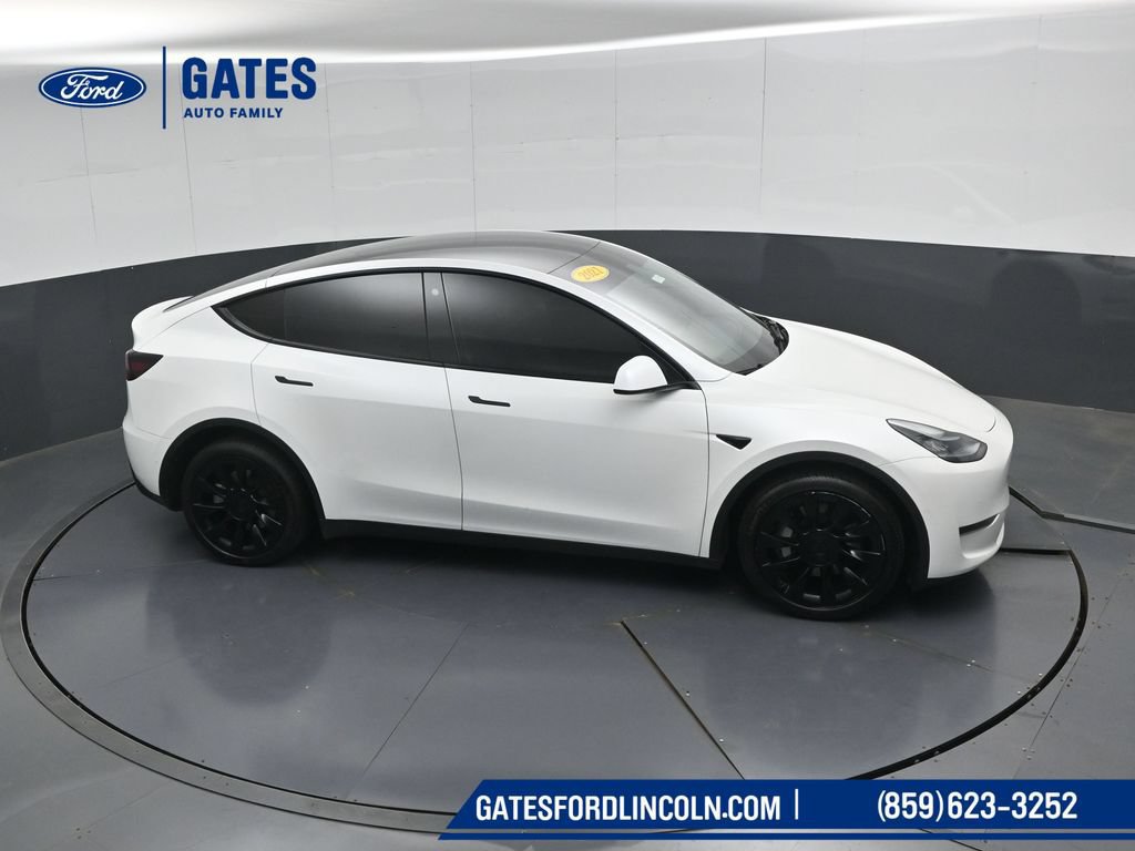 Used 2021 Tesla Model Y Long Range AWD/4WD image 45