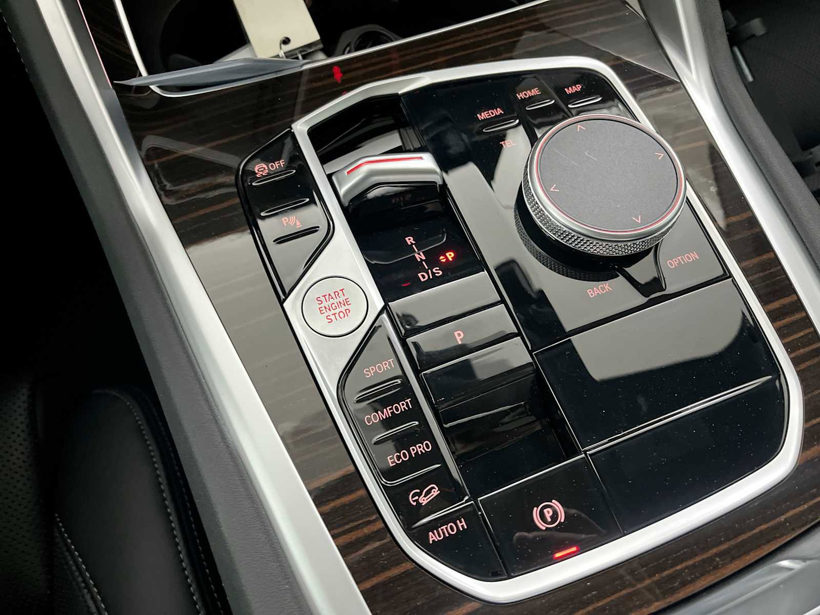 New 2027 BMW X6 xDrive40i AWD/4WD image 28