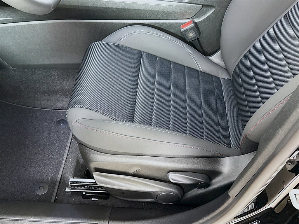 New 2025 Dodge Hornet GT w/ Tech Pack image 21