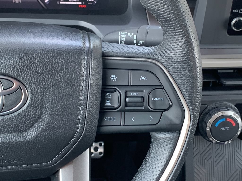 Used 2025 Toyota Tacoma TRD Sport AWD/4WD image 11