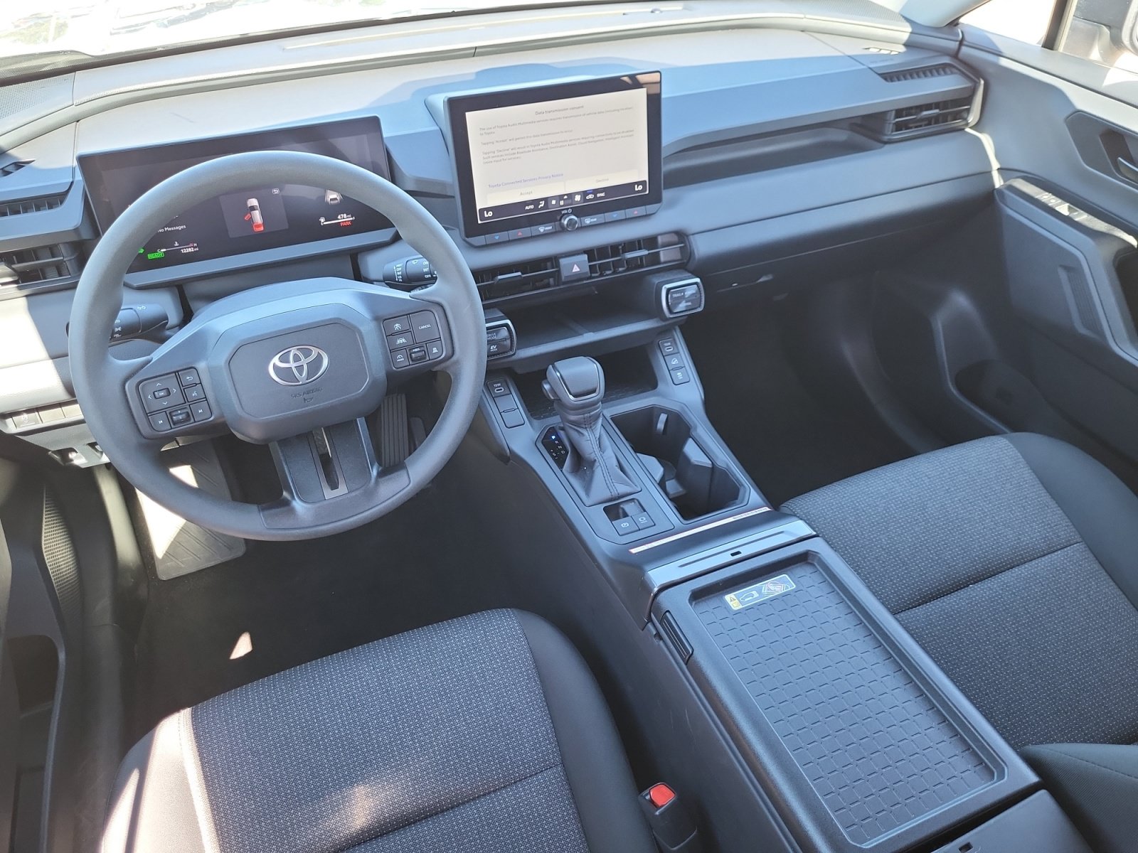 Used 2026 Toyota RAV4 LE AWD/4WD image 20