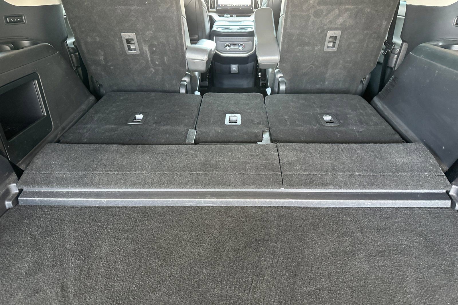 Used 2025 Ford Expedition Active AWD/4WD image 16