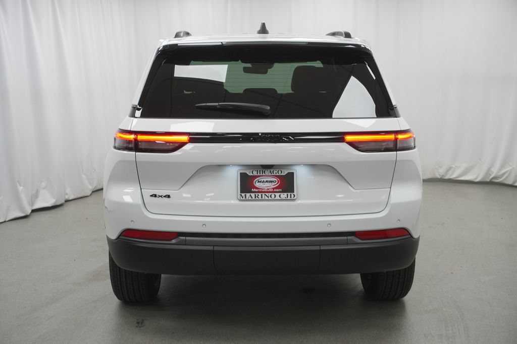 New 2026 Jeep Grand Cherokee Altitude AWD/4WD image 10