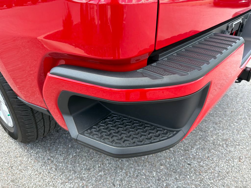 Used 2024 Chevrolet Silverado 1500 Custom RWD image 11