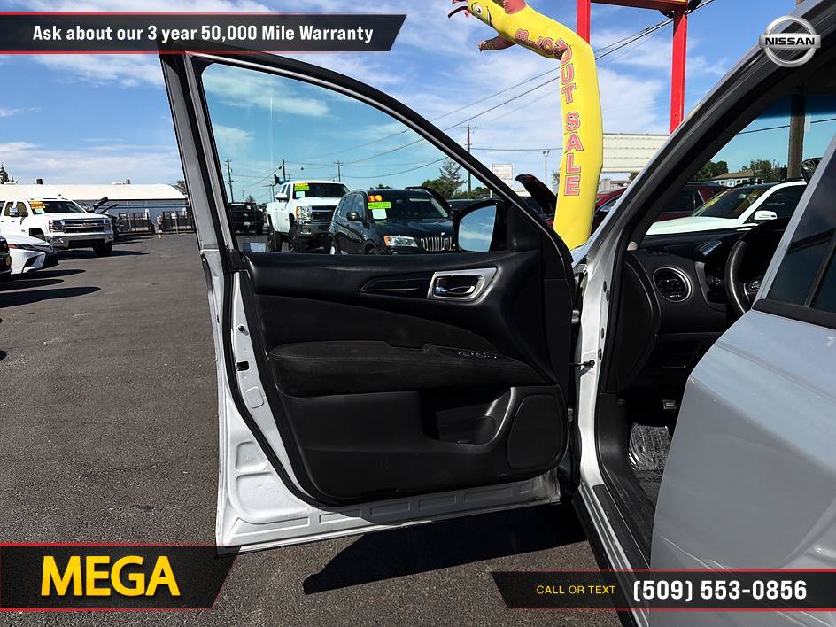 Used 2015 Nissan Pathfinder SV FWD image 23