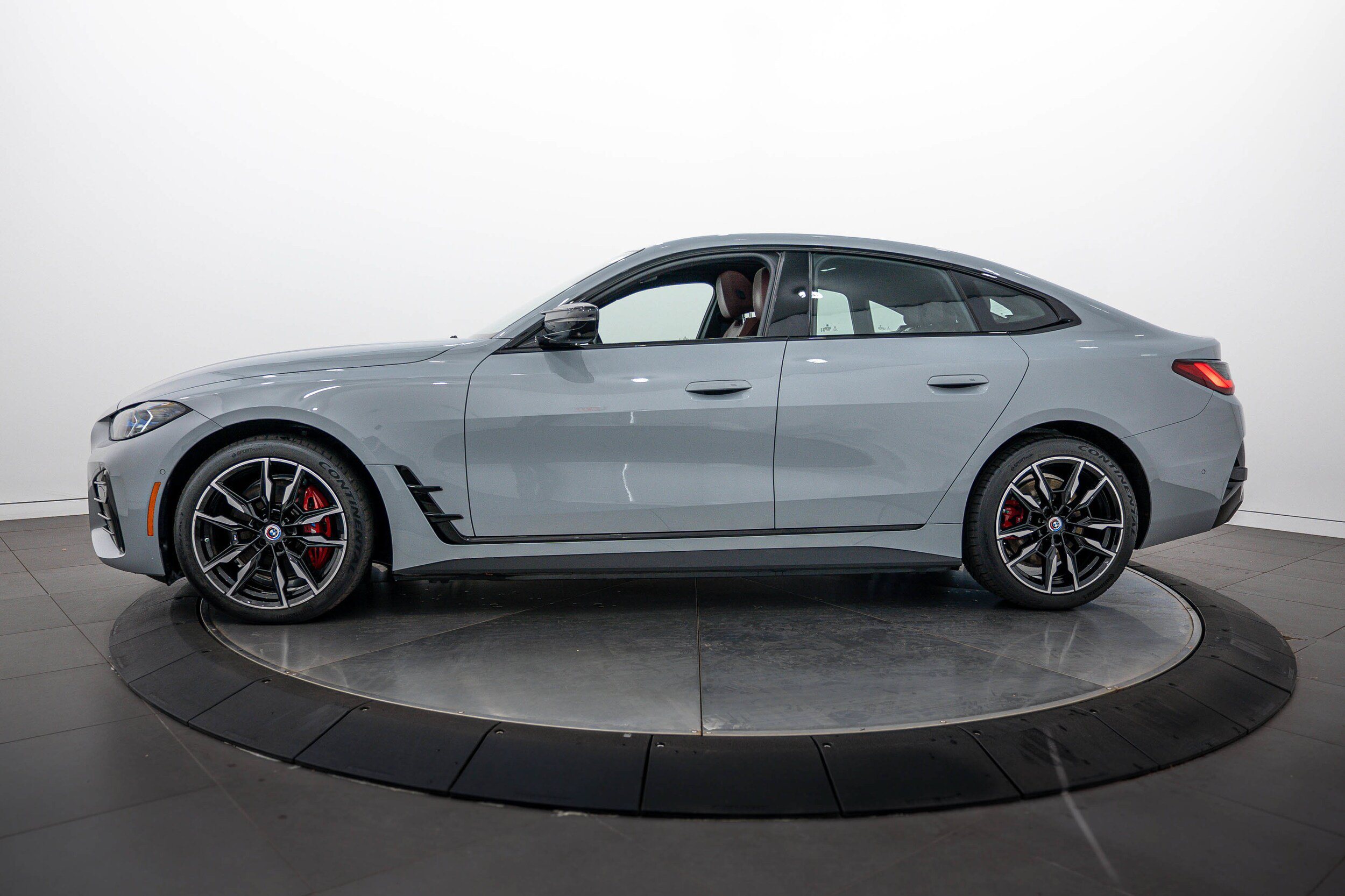 Used 2023 BMW i4 M50 AWD/4WD image 6