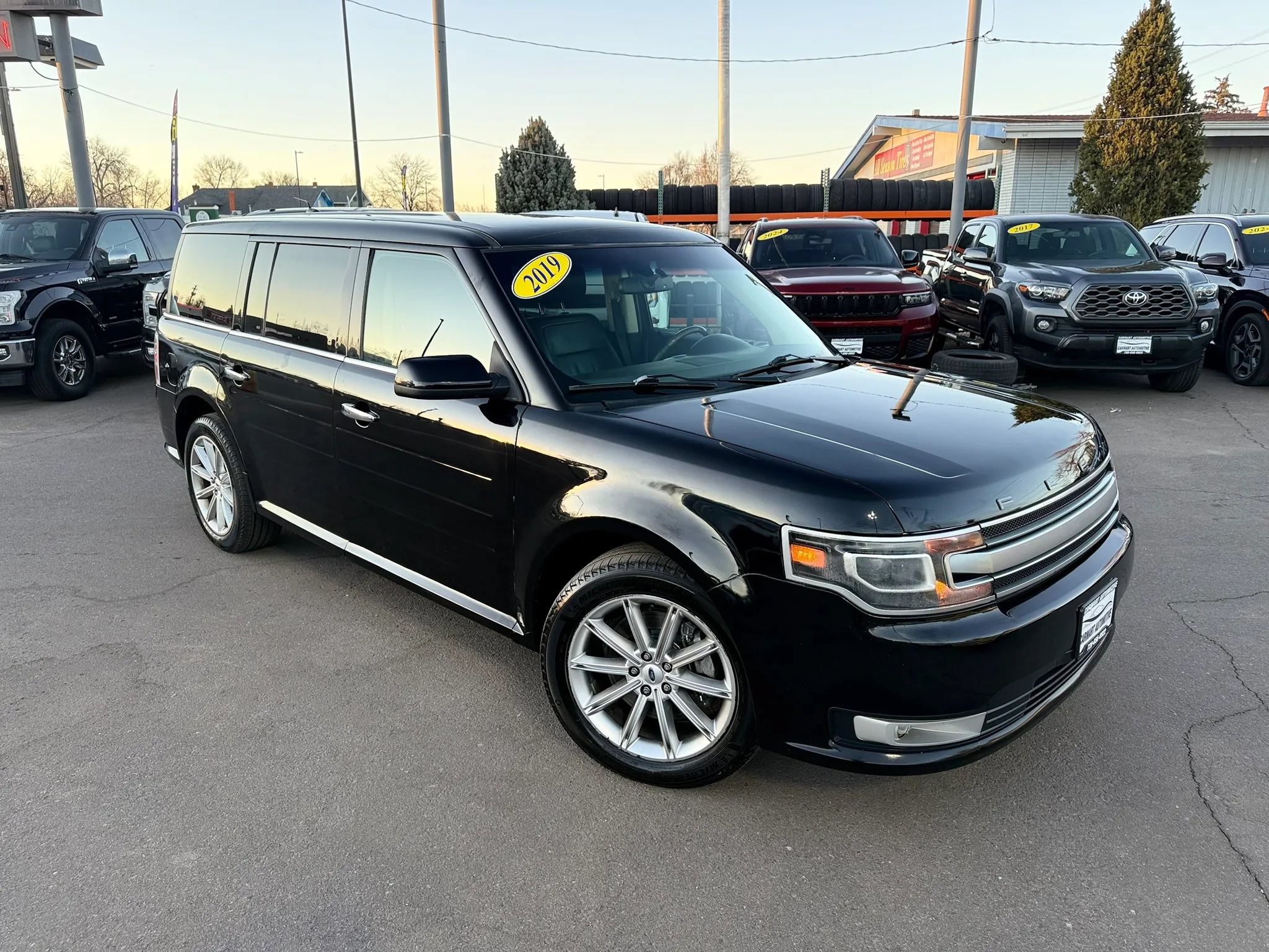 Used 2019 Ford Flex Limited AWD/4WD image 3