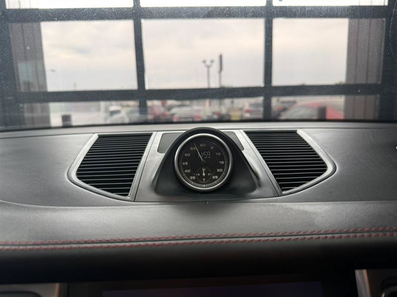 Used 2018 Porsche Macan GTS AWD/4WD image 16