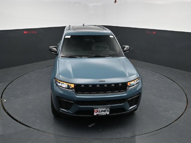 New 2027 Jeep Grand Cherokee Limited w/ Limited Altitude Package AWD/4WD image 44