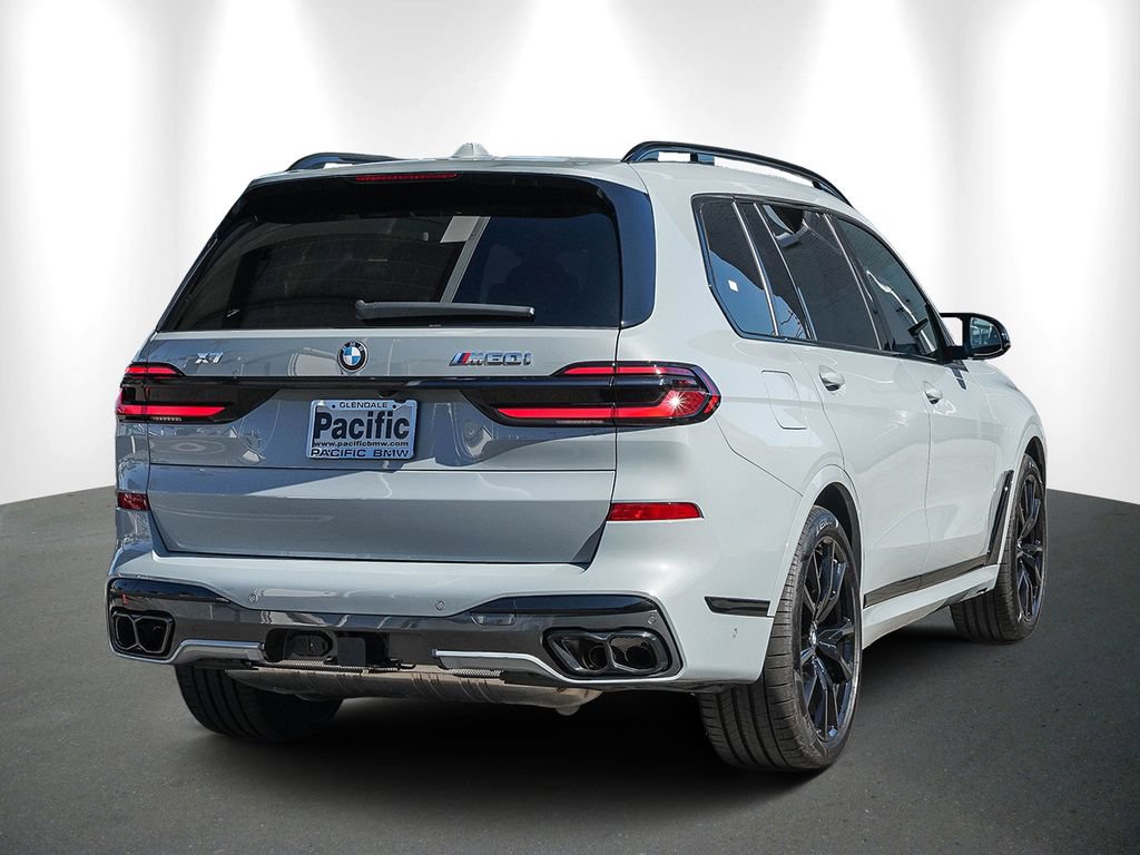 Used 2026 BMW X7 M60i AWD/4WD image 6
