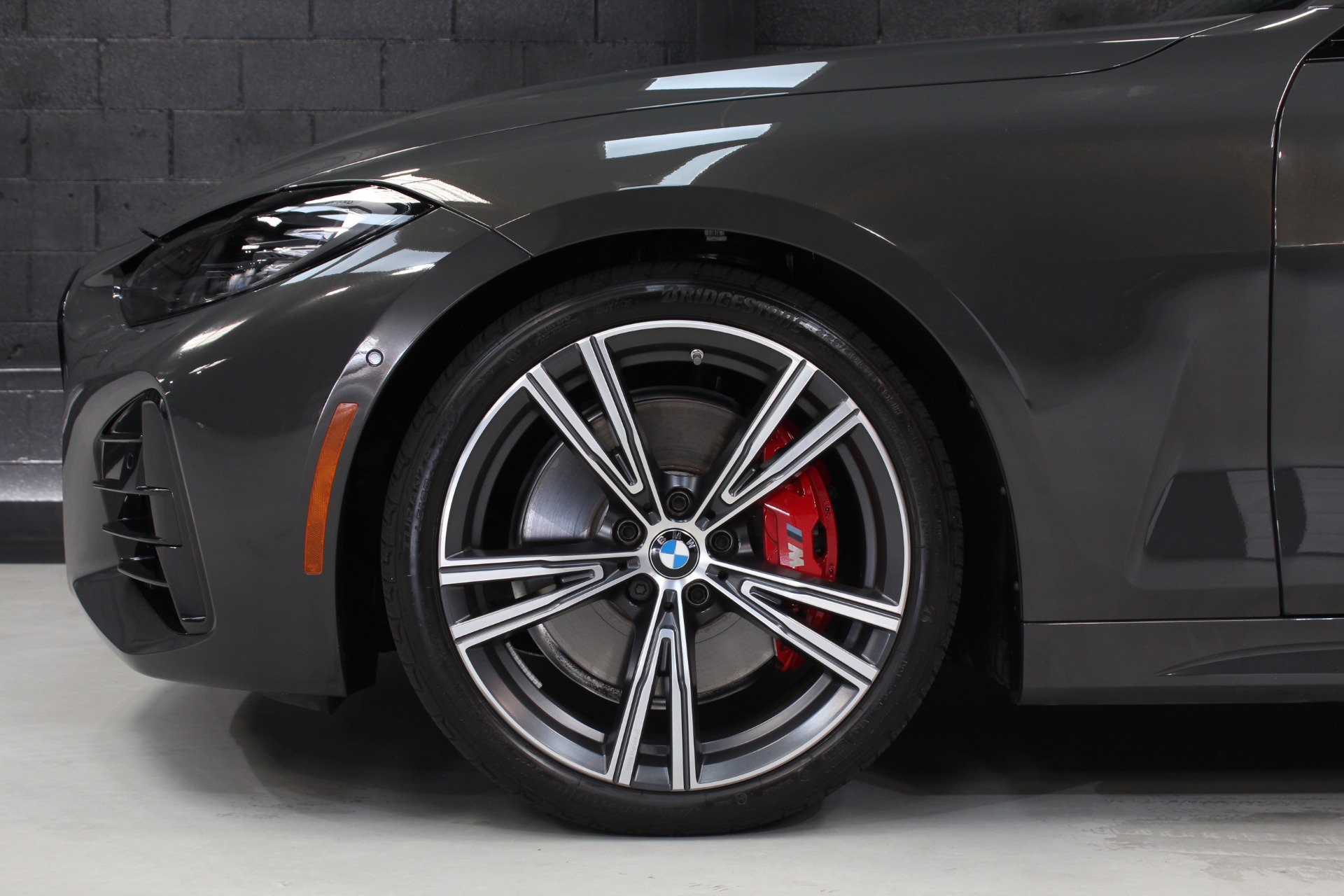 Used 2024 BMW M440i Convertible w/ Premium Package RWD image 5