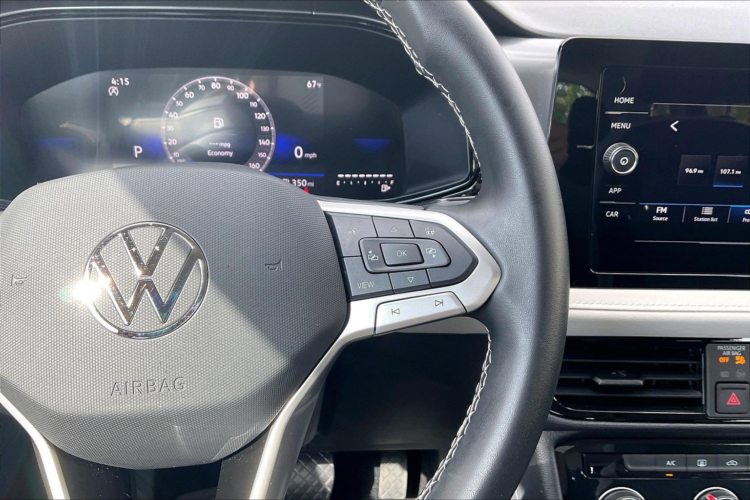 Certified 2025 Volkswagen Taos S FWD image 19