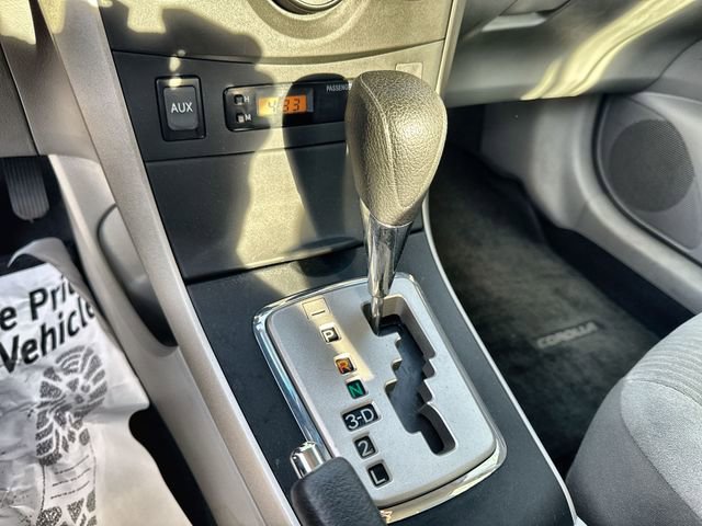 Used 2010 Toyota Corolla LE image 26