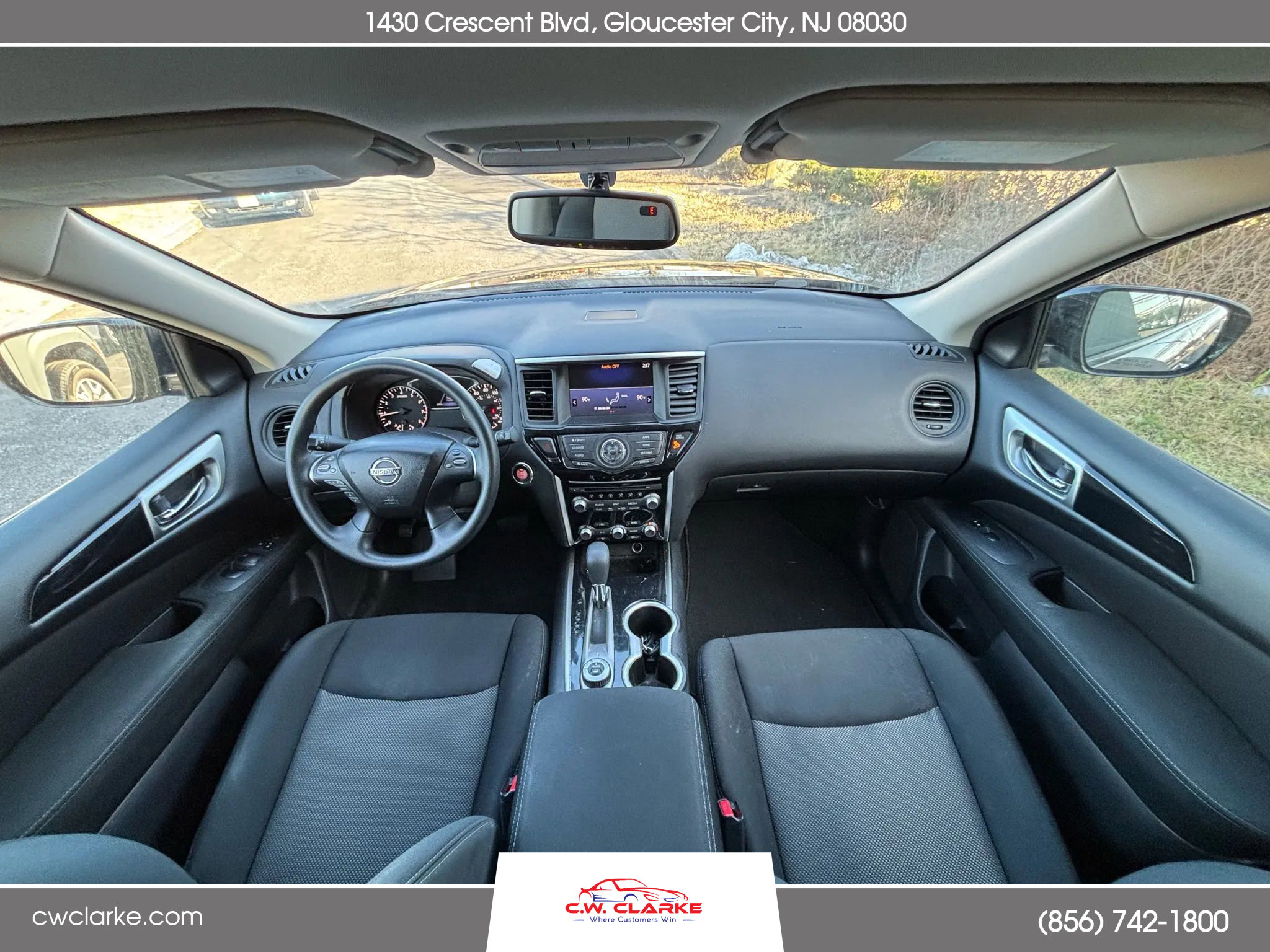 Used 2017 Nissan Pathfinder S image 13